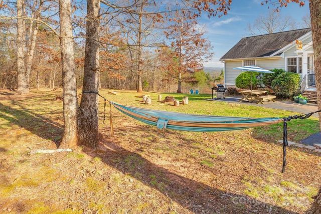 61 Buckle Ridge, Weaverville, NC 28787