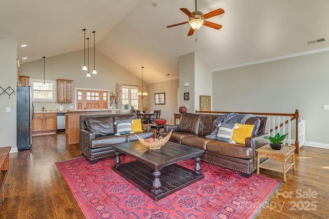 61 Buckle Ridge, Weaverville, NC 28787