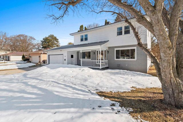 108 S HUMPHREY CIRCLE, Shawano, WI 54166