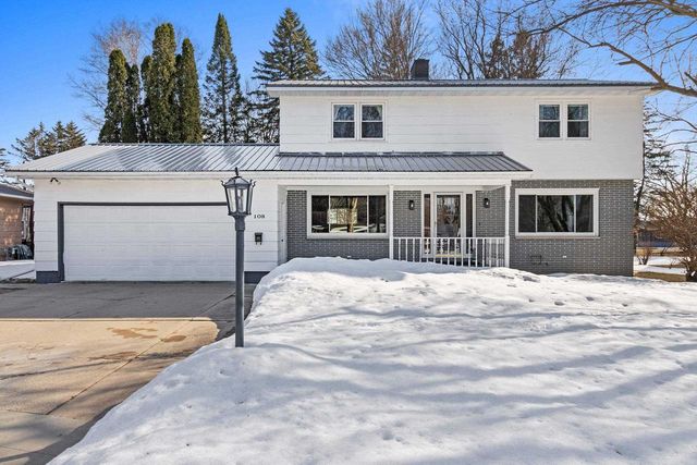108 S HUMPHREY CIRCLE, Shawano, WI 54166
