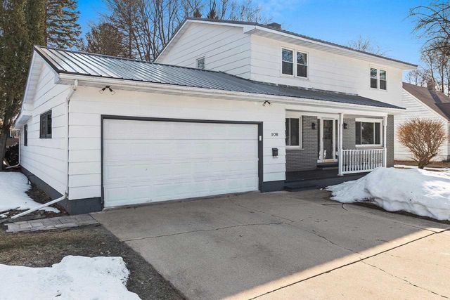 108 S HUMPHREY CIRCLE, Shawano, WI 54166