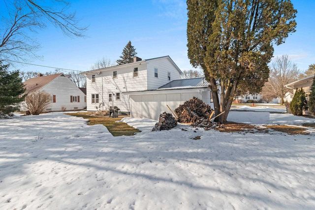 108 S HUMPHREY CIRCLE, Shawano, WI 54166
