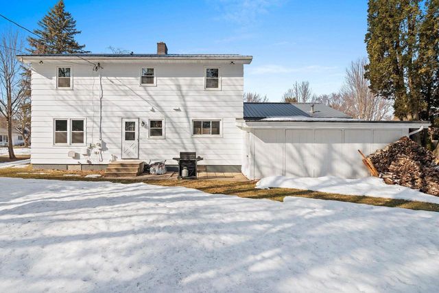108 S HUMPHREY CIRCLE, Shawano, WI 54166