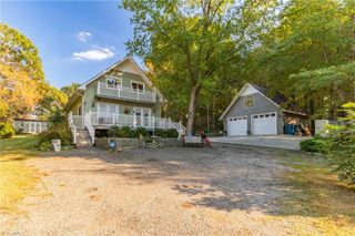 6707 Chadmoor Court, Greensboro, NC 27406