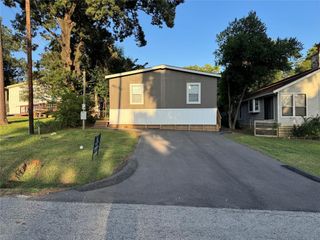 13110 Lake Villa, Willis, TX 77318