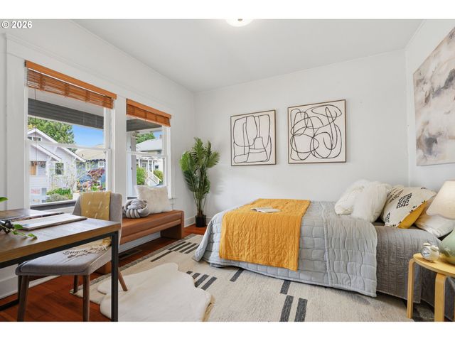 3716 Se GRANT Ct, Portland, OR 97214