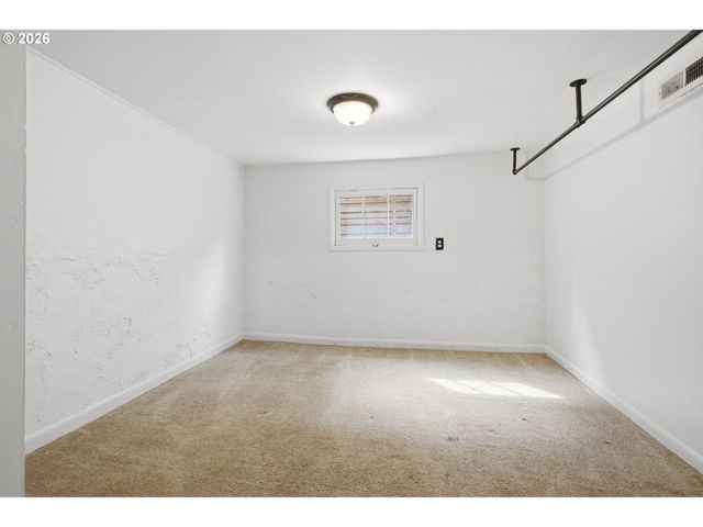 3716 Se GRANT Ct, Portland, OR 97214