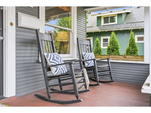 3716 Se GRANT Ct, Portland, OR 97214