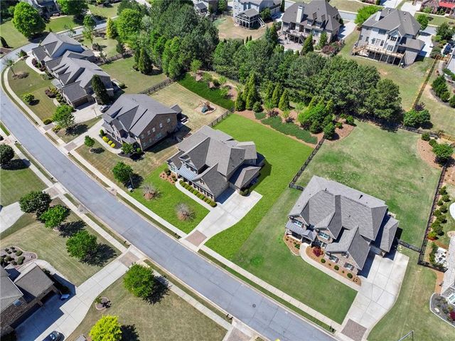 241 Millstone Parkway, Woodstock, GA 30188