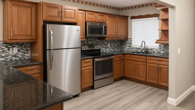 5500 SW 77th Court 201, Miami, FL 33155