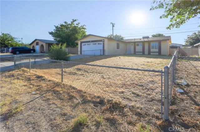 3340 Roxbury, Rosamond, CA 93560