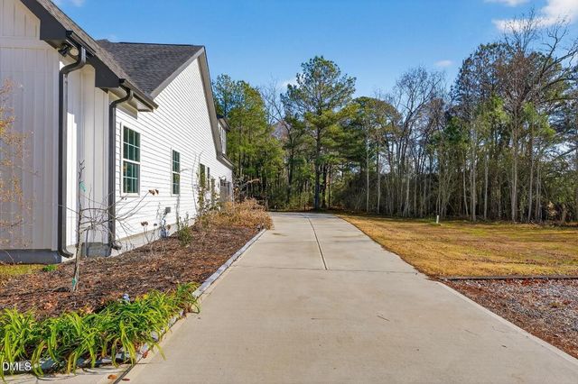 260 Freedom Road, Smithfield, NC 27577