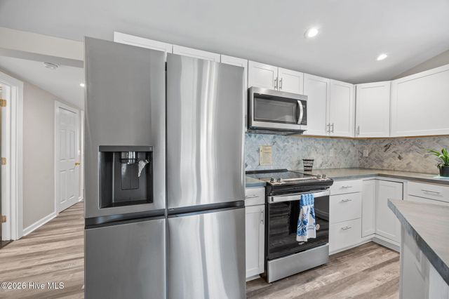 108 Park Avenue, Beaufort, NC 28516