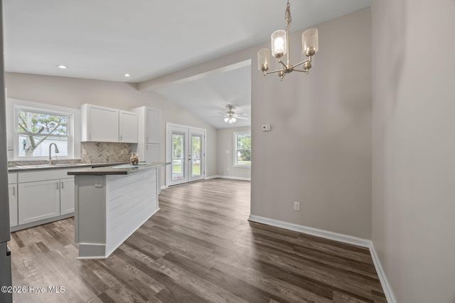 108 Park Avenue, Beaufort, NC 28516