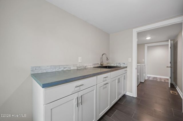 108 Park Avenue, Beaufort, NC 28516