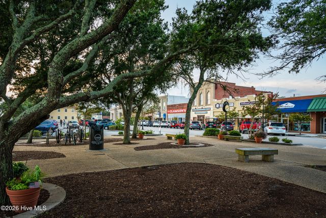 108 Park Avenue, Beaufort, NC 28516