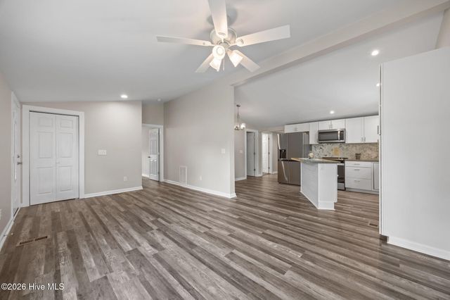 108 Park Avenue, Beaufort, NC 28516