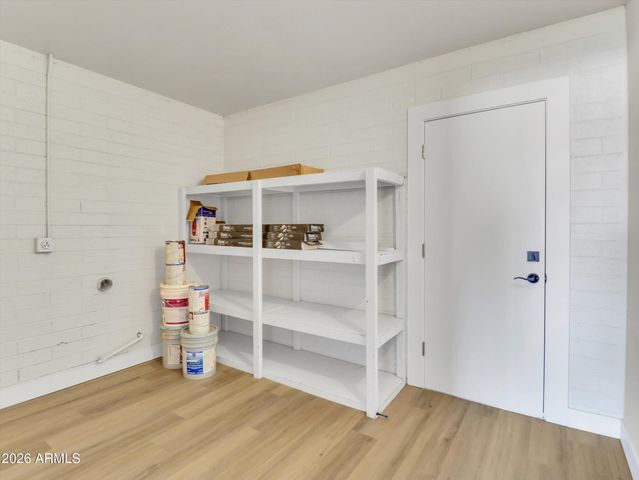 6014 W AVALON Drive, Phoenix, AZ 85033
