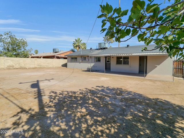 6014 W AVALON Drive, Phoenix, AZ 85033