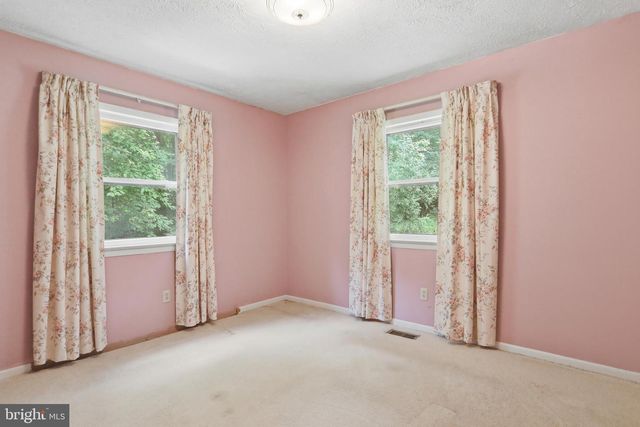 2840 GOONEY MANOR LOOP, Bentonville, VA 22610