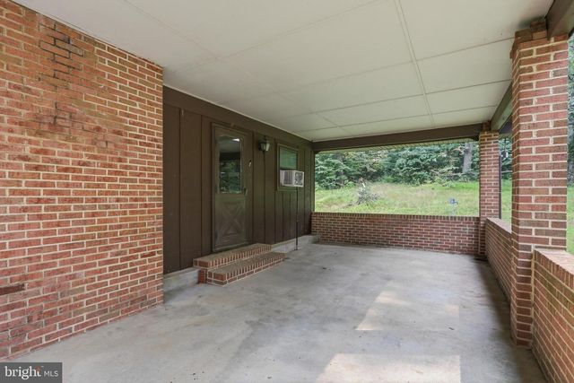 2840 GOONEY MANOR LOOP, Bentonville, VA 22610