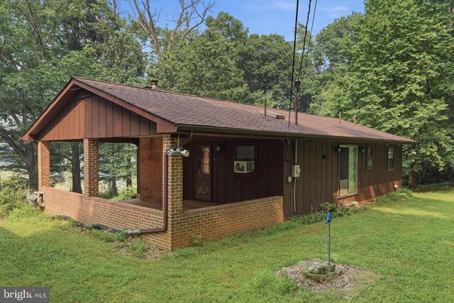 2840 GOONEY MANOR LOOP, Bentonville, VA 22610