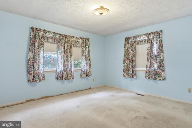 2840 GOONEY MANOR LOOP, Bentonville, VA 22610