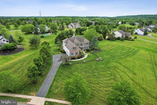 1 BAKER WAY, Pennington, NJ 08534