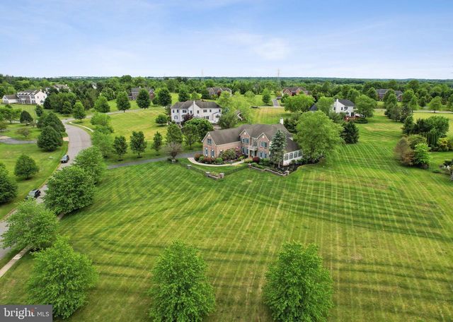 1 BAKER WAY, Pennington, NJ 08534