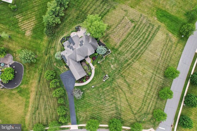 1 BAKER WAY, Pennington, NJ 08534