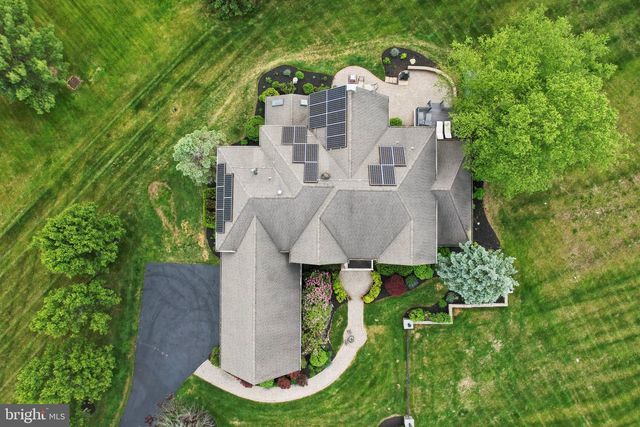 1 BAKER WAY, Pennington, NJ 08534