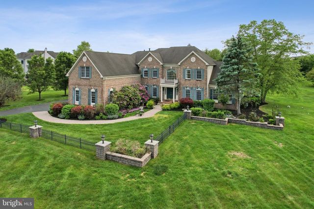1 BAKER WAY, Pennington, NJ 08534