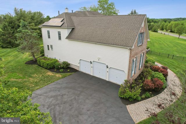 1 BAKER WAY, Pennington, NJ 08534