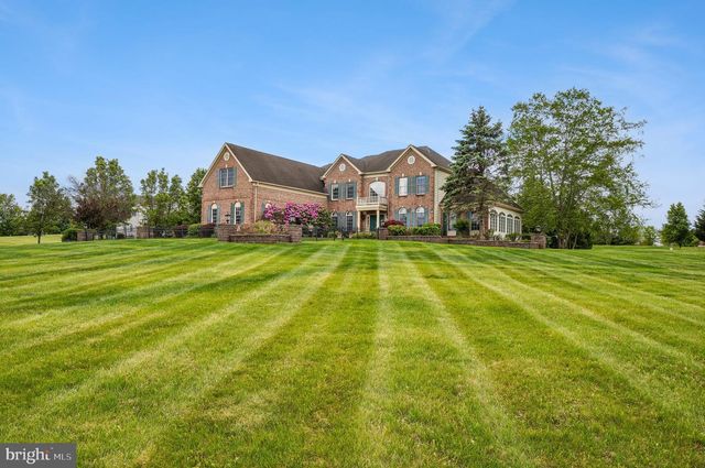 1 BAKER WAY, Pennington, NJ 08534