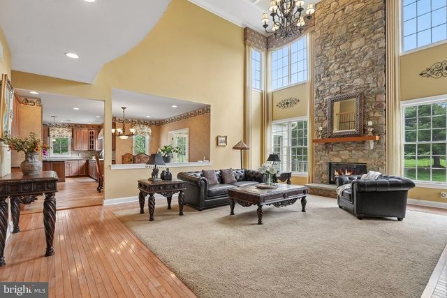 1 BAKER WAY, Pennington, NJ 08534