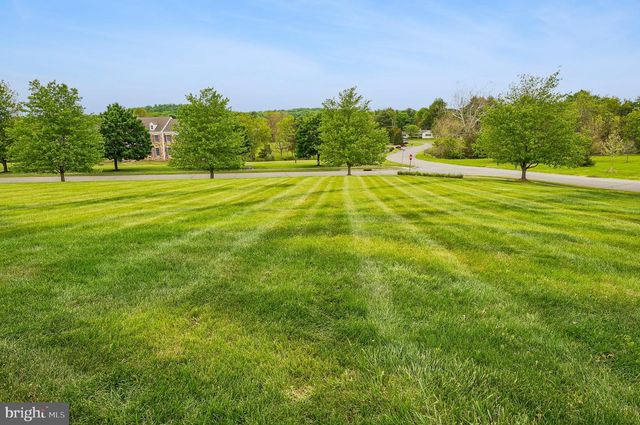 1 BAKER WAY, Pennington, NJ 08534