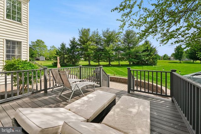 1 BAKER WAY, Pennington, NJ 08534
