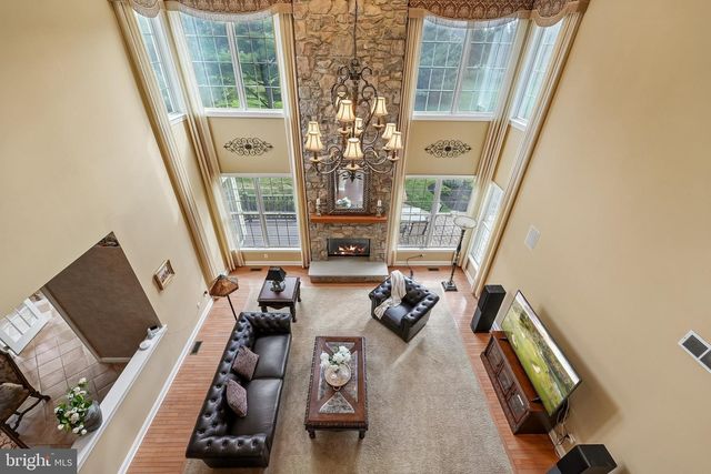 1 BAKER WAY, Pennington, NJ 08534