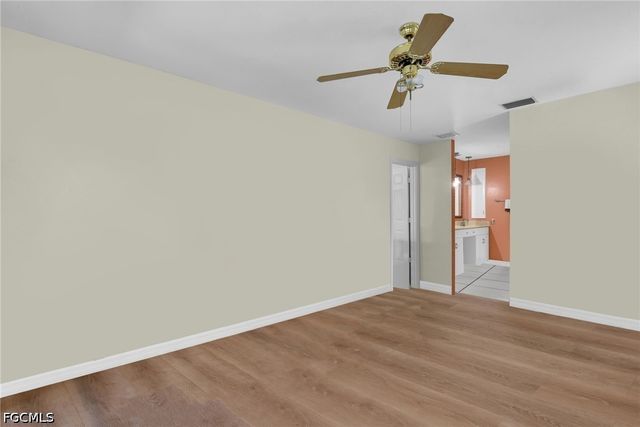 534 SE 32nd TER, Cape Coral, FL 33904