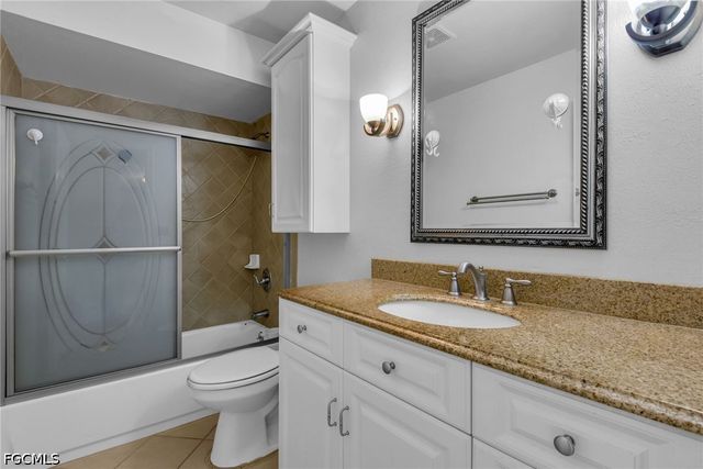534 SE 32nd TER, Cape Coral, FL 33904