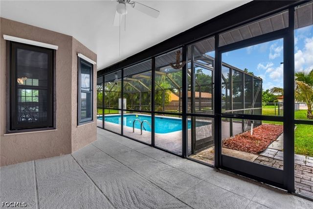 534 SE 32nd TER, Cape Coral, FL 33904