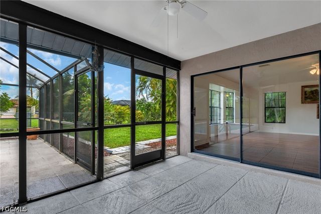 534 SE 32nd TER, Cape Coral, FL 33904