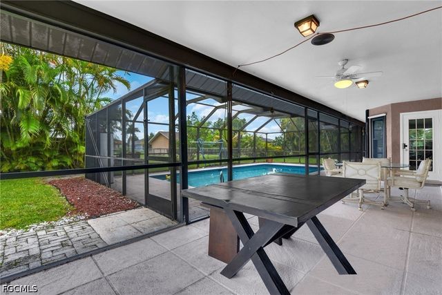 534 SE 32nd TER, Cape Coral, FL 33904