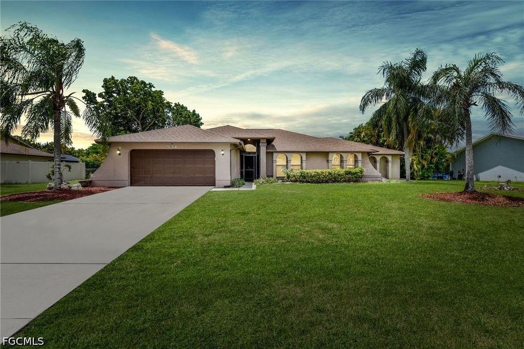 534 SE 32nd TER, Cape Coral, FL 33904