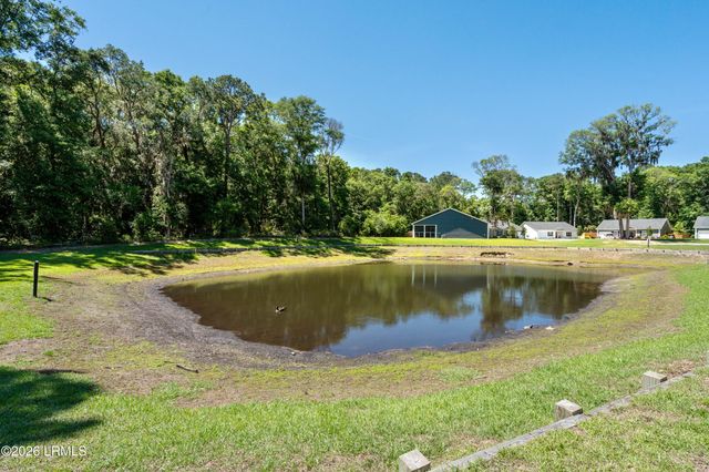 3 Avalon Drive, Beaufort, SC 29907
