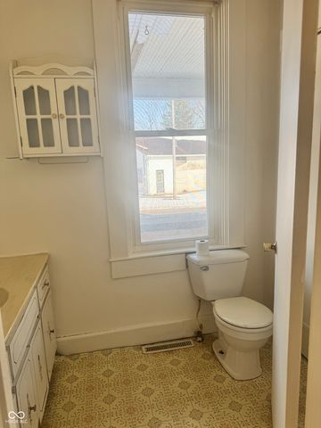 598 Johnson Avenue, Franklin, IN 46131