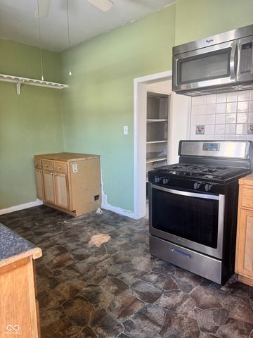 598 Johnson Avenue, Franklin, IN 46131