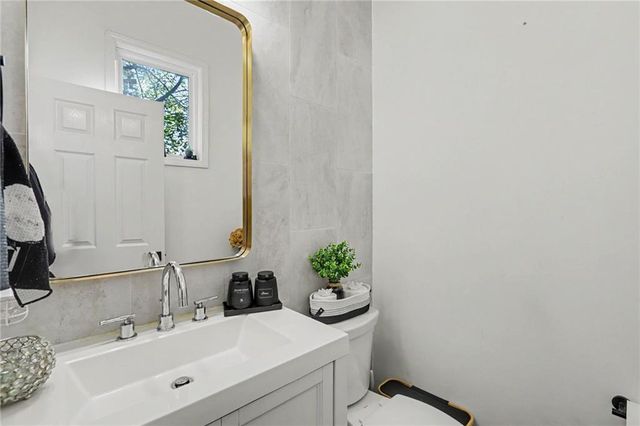 1706 Morris Avenue, East Point, GA 30344