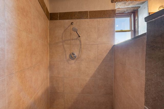 61 Entrada De Cibola, Tijeras, NM 87059