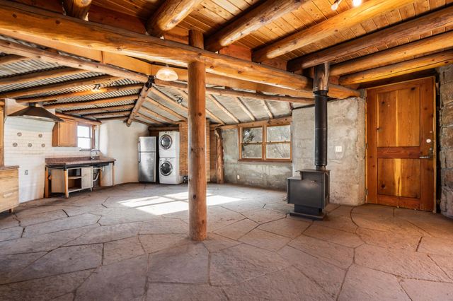 61 Entrada De Cibola, Tijeras, NM 87059